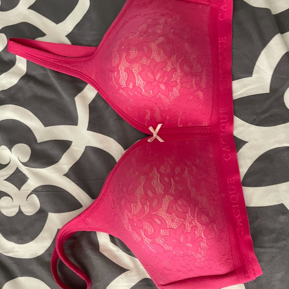 Pink cacique molded cup bra 44b